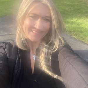 Meet your Posher, Marina